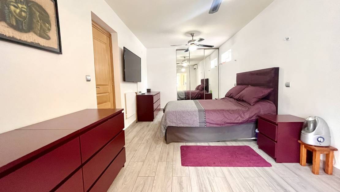 Venta - Chalet - Pilar de la Horadada - Pinar de Campoverde