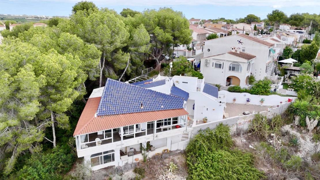 Venta - Chalet - Pilar de la Horadada - Pinar de Campoverde