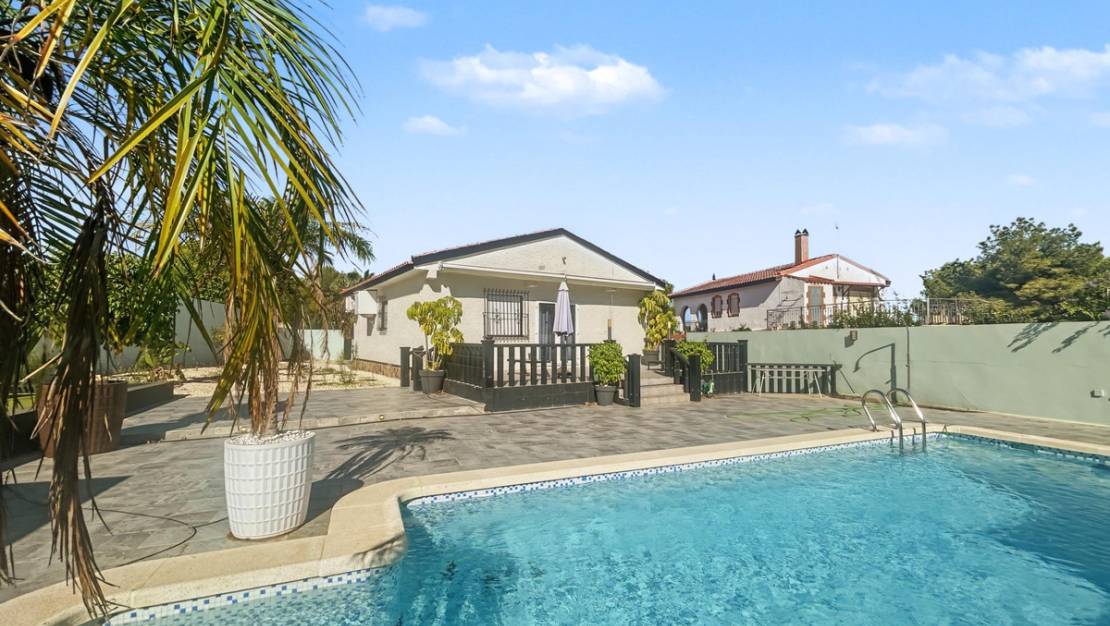 Venta - Chalet - Pilar de la Horadada - Pinar de Campoverde