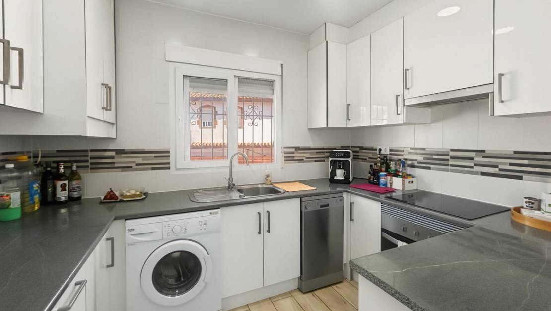Venta - Chalet - Pilar de la Horadada - Pinar de Campoverde