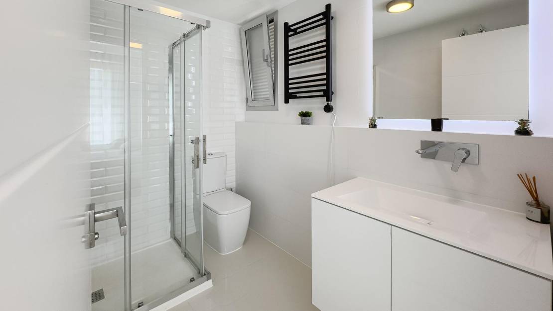 Venta - Chalet - Pilar de la Horadada - Pueblo Latino