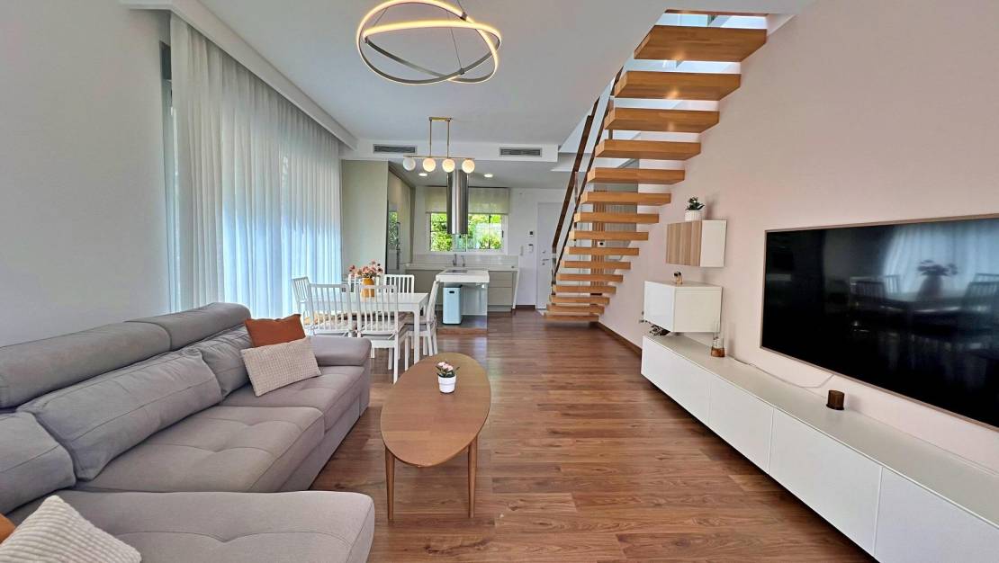 Venta - Chalet - Pilar de la Horadada - Pueblo Latino