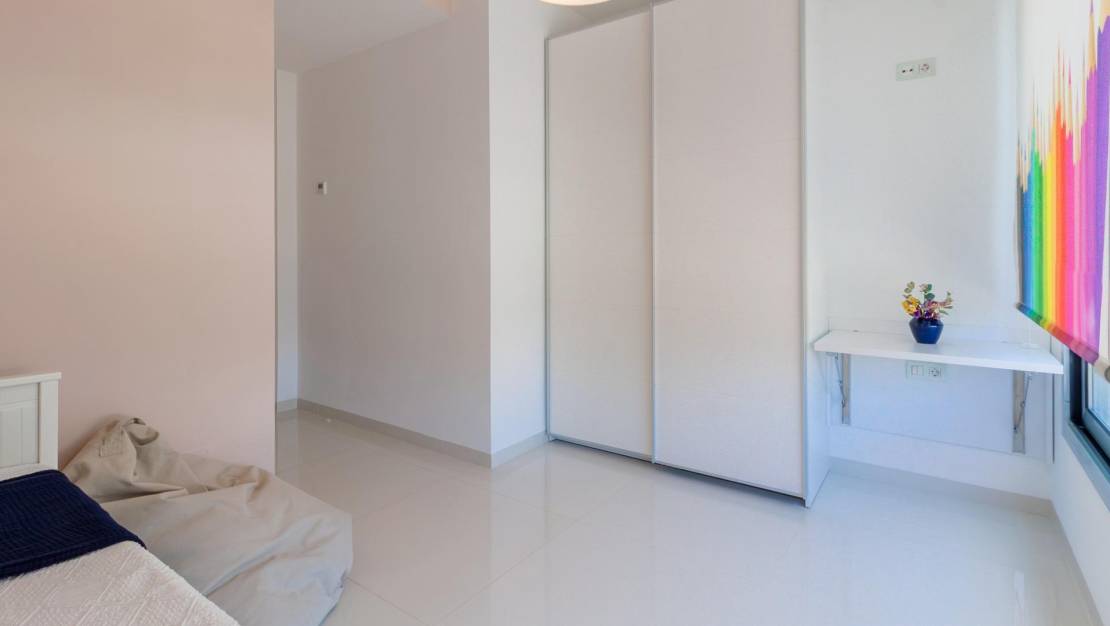 Venta - Chalet - Pilar de la Horadada - Pueblo Latino