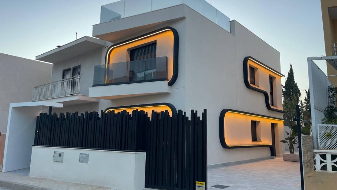 Venta - Chalet - Pilar de la Horadada - Torre de la Horadada