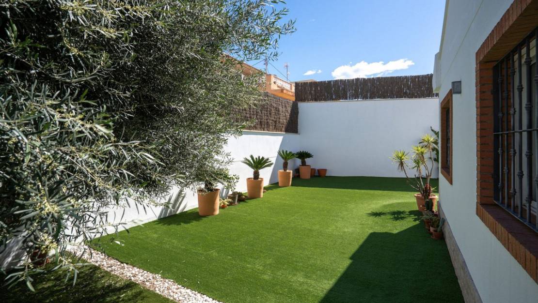 Venta - Chalet - Pilar de la Horadada - Torre de la Horadada