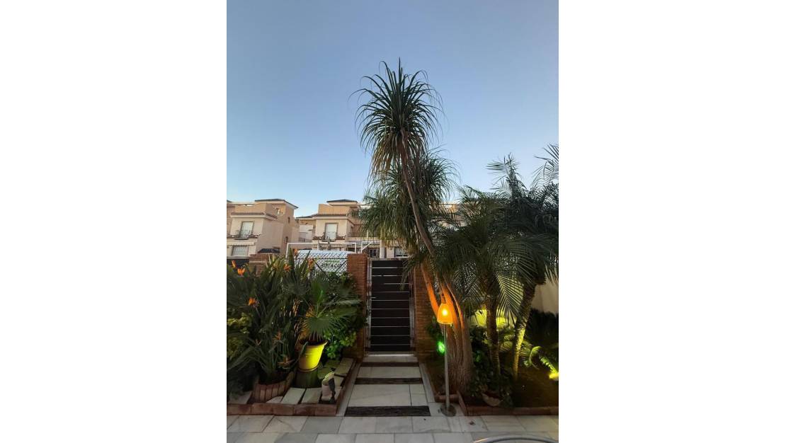 Venta - Chalet - Pilar de la Horadada - Torre de la Horadada