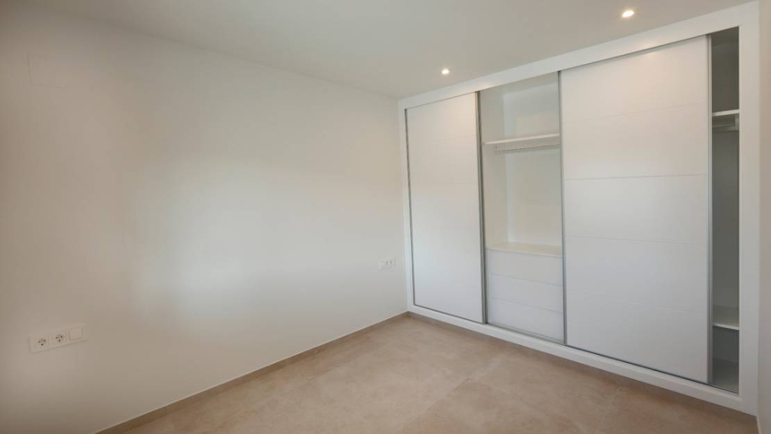 Venta - Chalet - Pinoso - Los Pinos