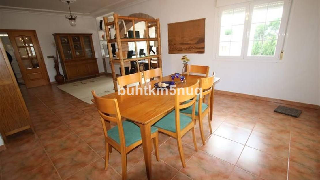 Venta - Chalet - Pinoso - Los Pinos