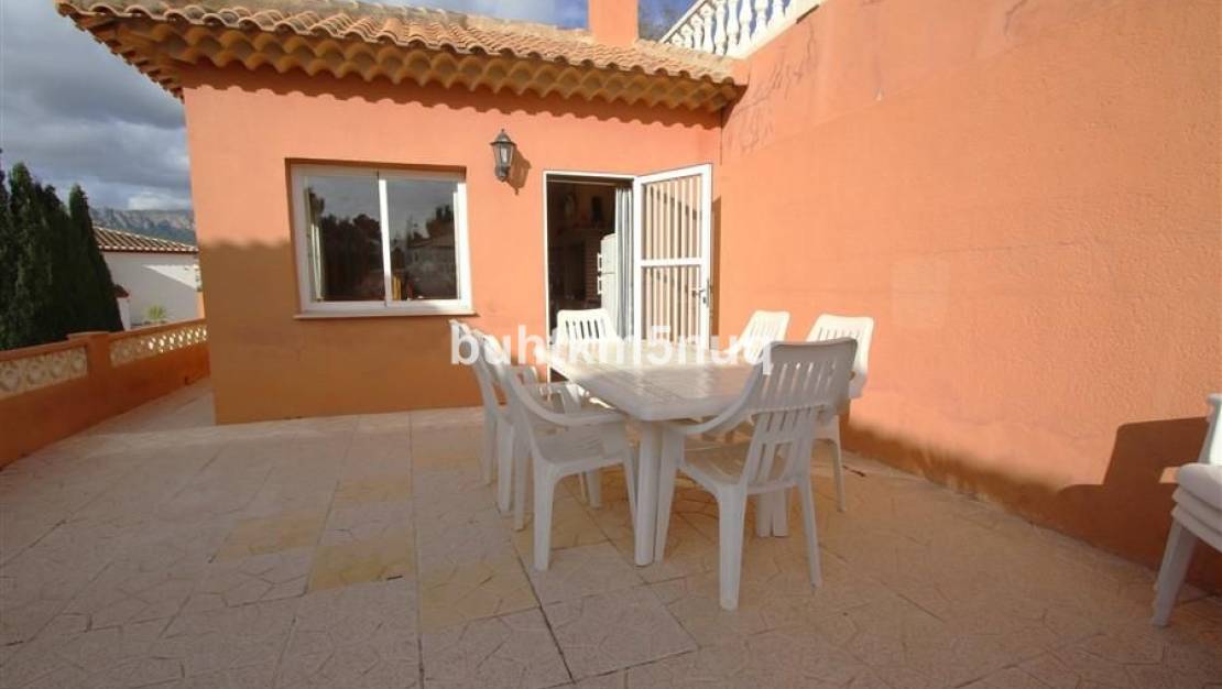 Venta - Chalet - Pinoso - Los Pinos