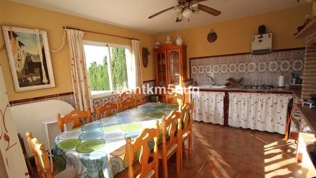Venta - Chalet - Pinoso - Los Pinos