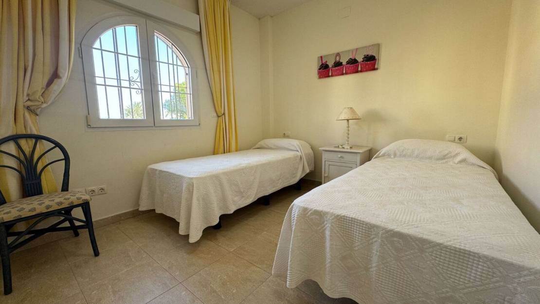 Venta - Chalet - Play Flamenca