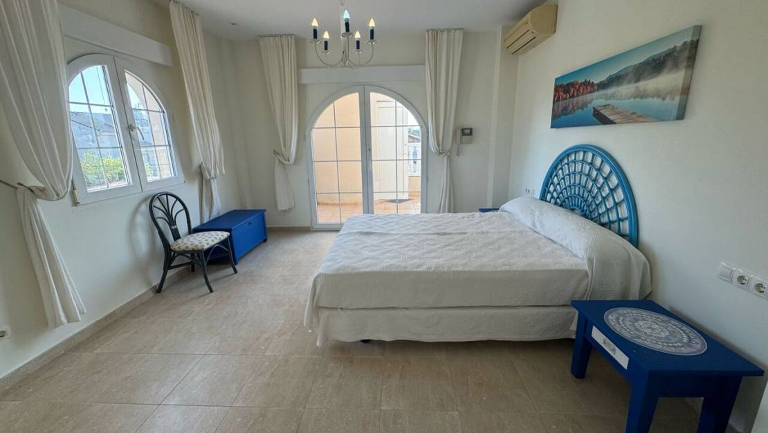 Venta - Chalet - Play Flamenca