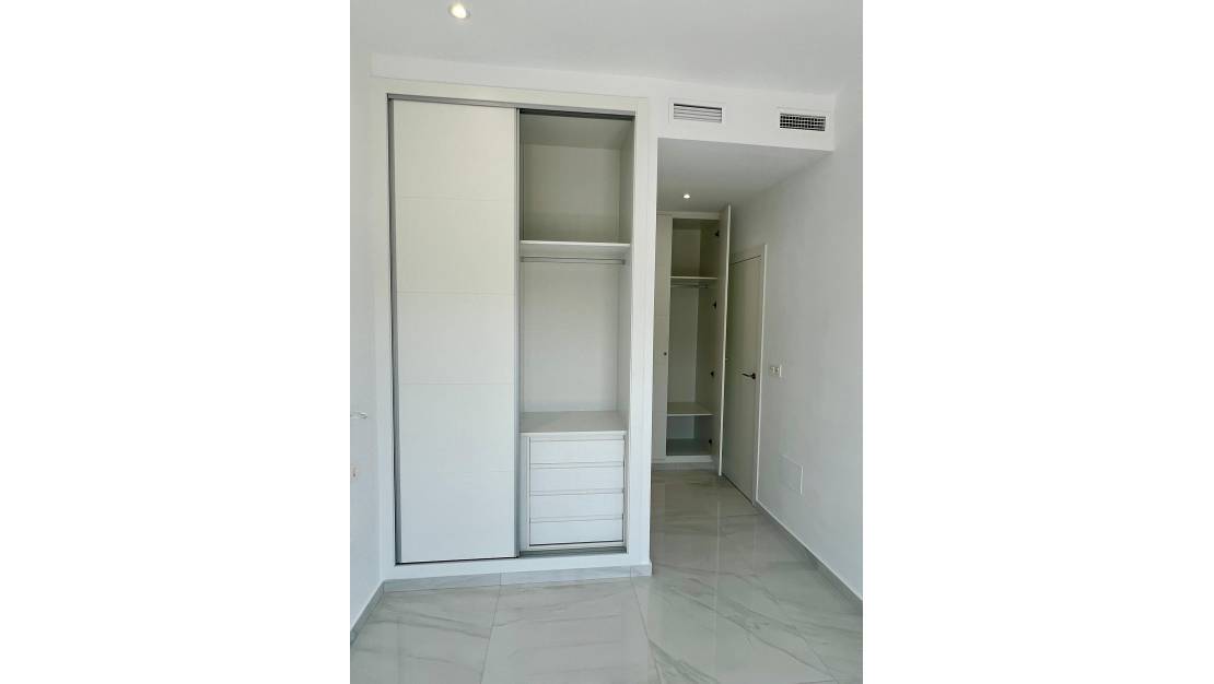 Venta - Chalet - Polop de la Marina