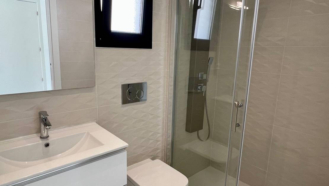 Venta - Chalet - Polop de la Marina