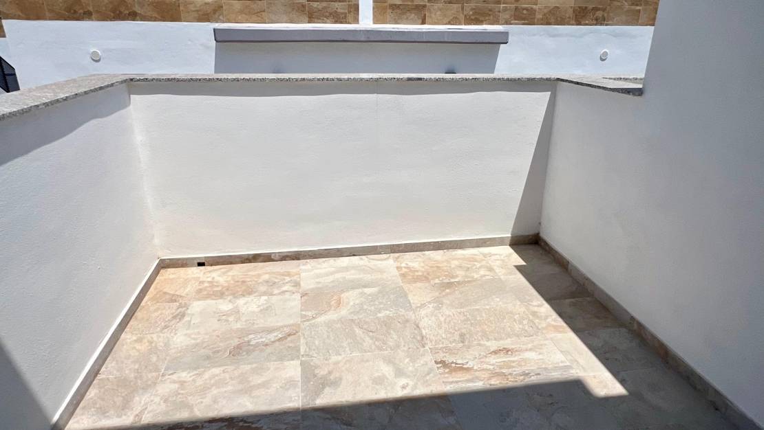 Venta - Chalet - Polop de la Marina