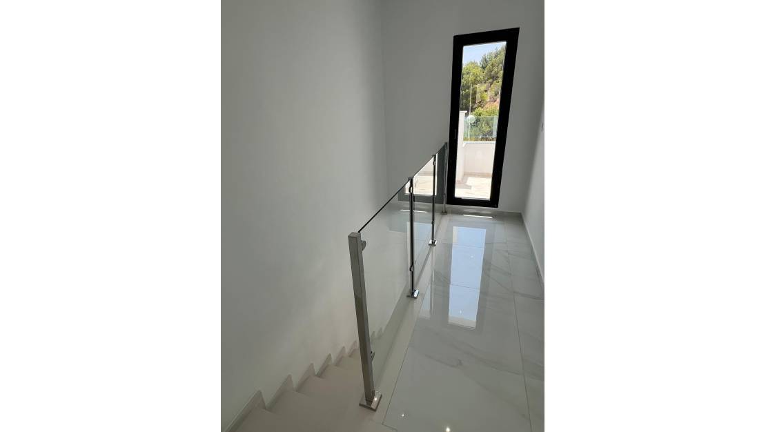 Venta - Chalet - Polop de la Marina