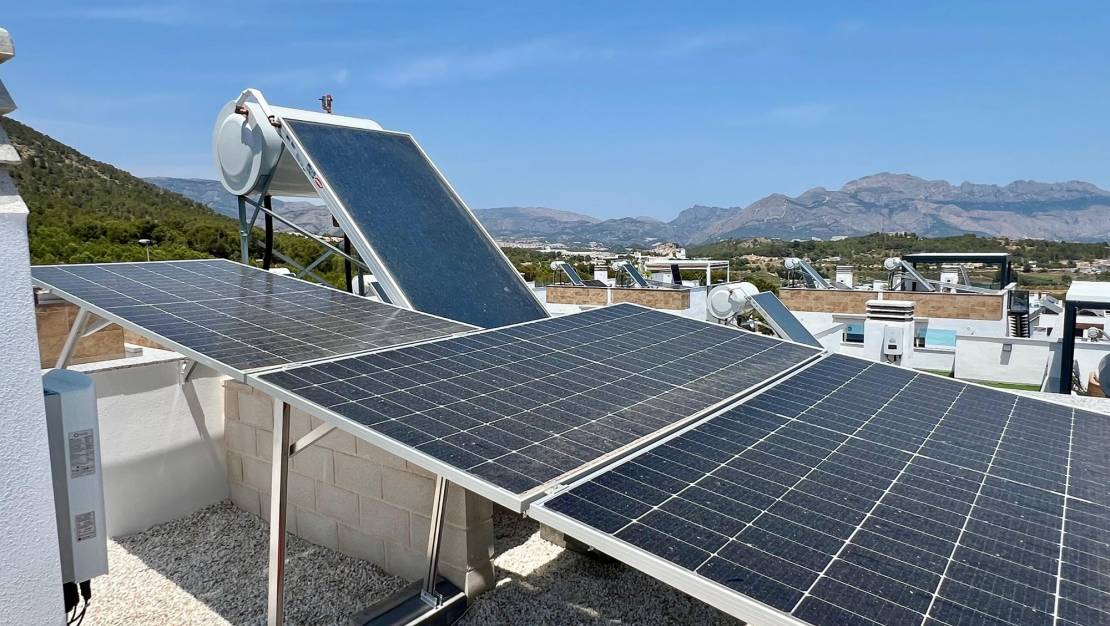 Venta - Chalet - Polop de la Marina