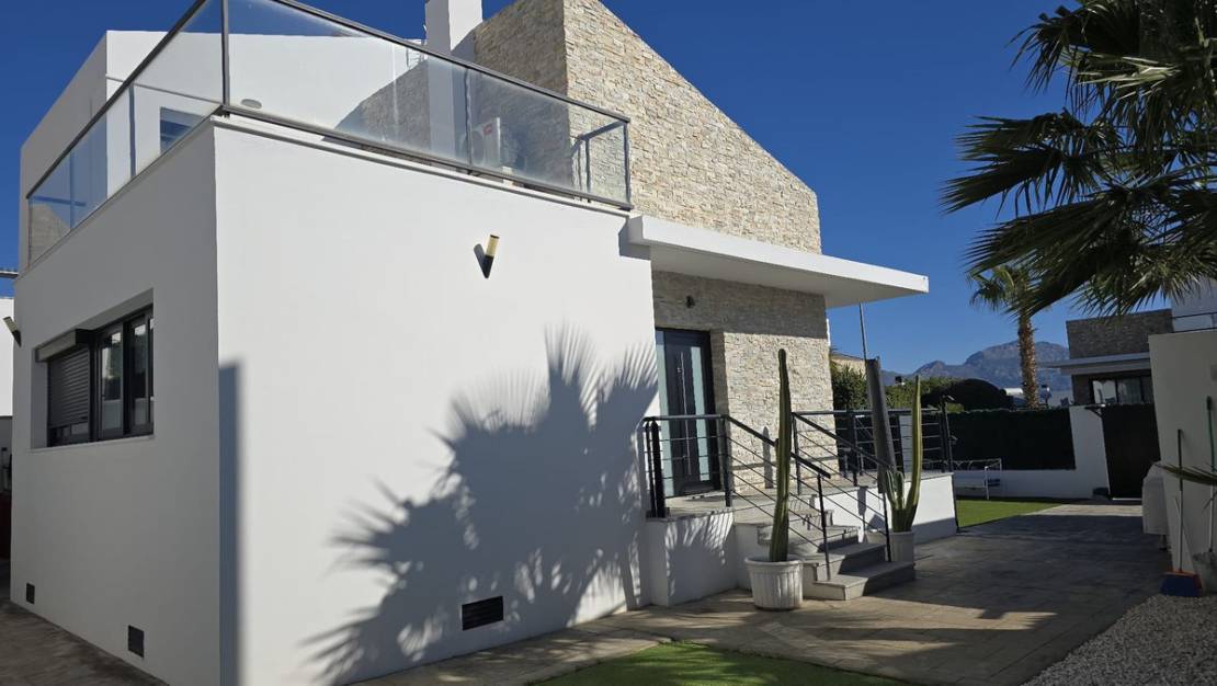 Venta - Chalet - Polop - Polop Centro