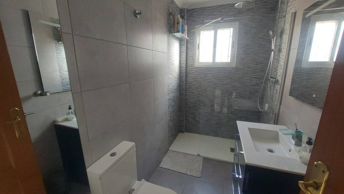 Venta - Chalet - Polop - Polop Centro