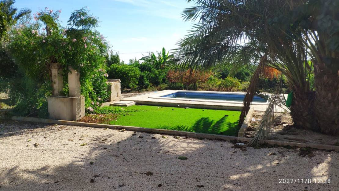 Venta - Chalet - Redován