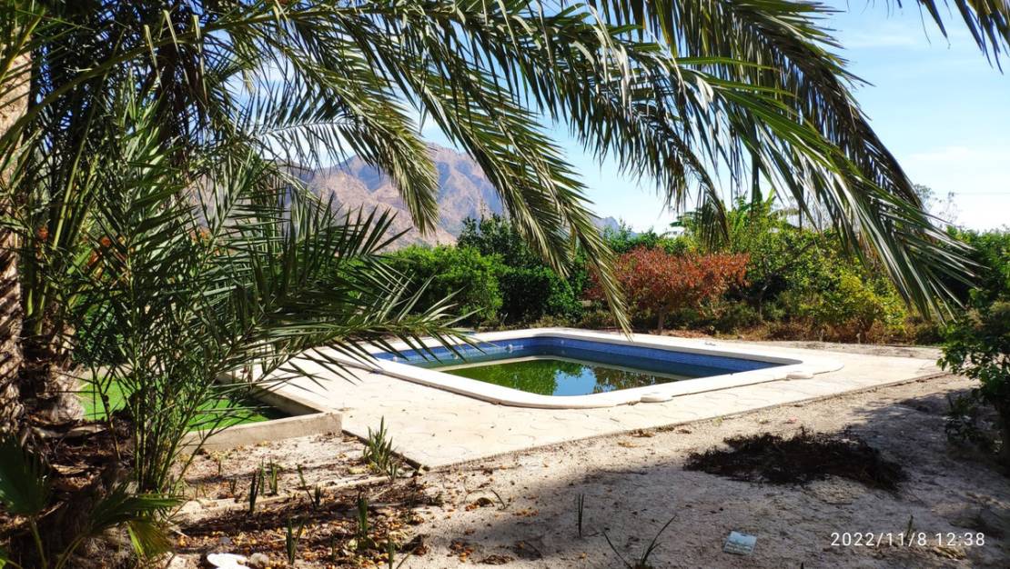 Venta - Chalet - Redován