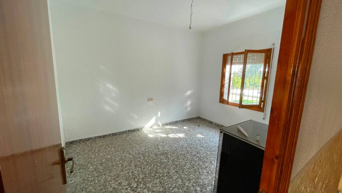 Venta - Chalet - Redován