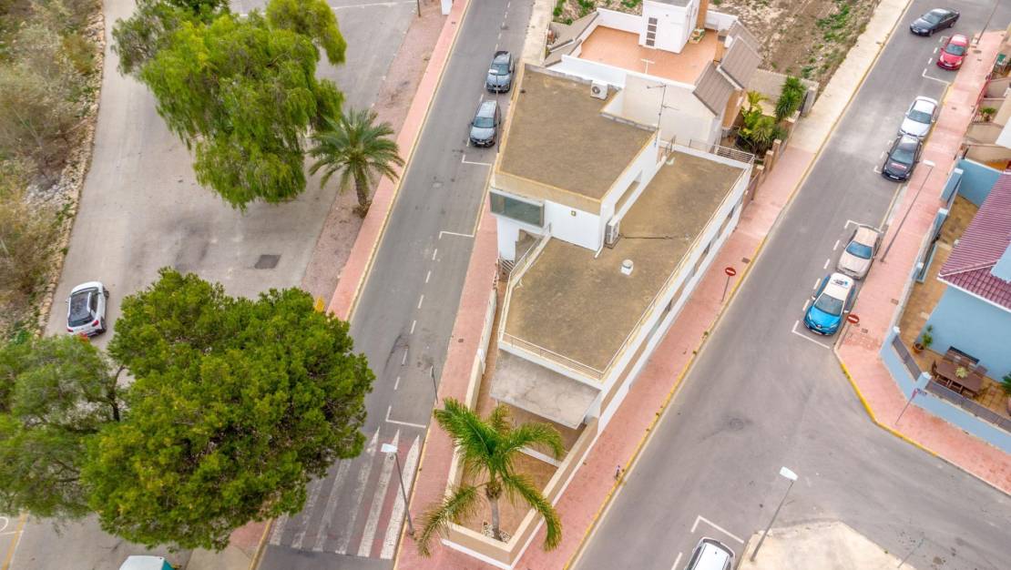 Venta - Chalet - Rojales