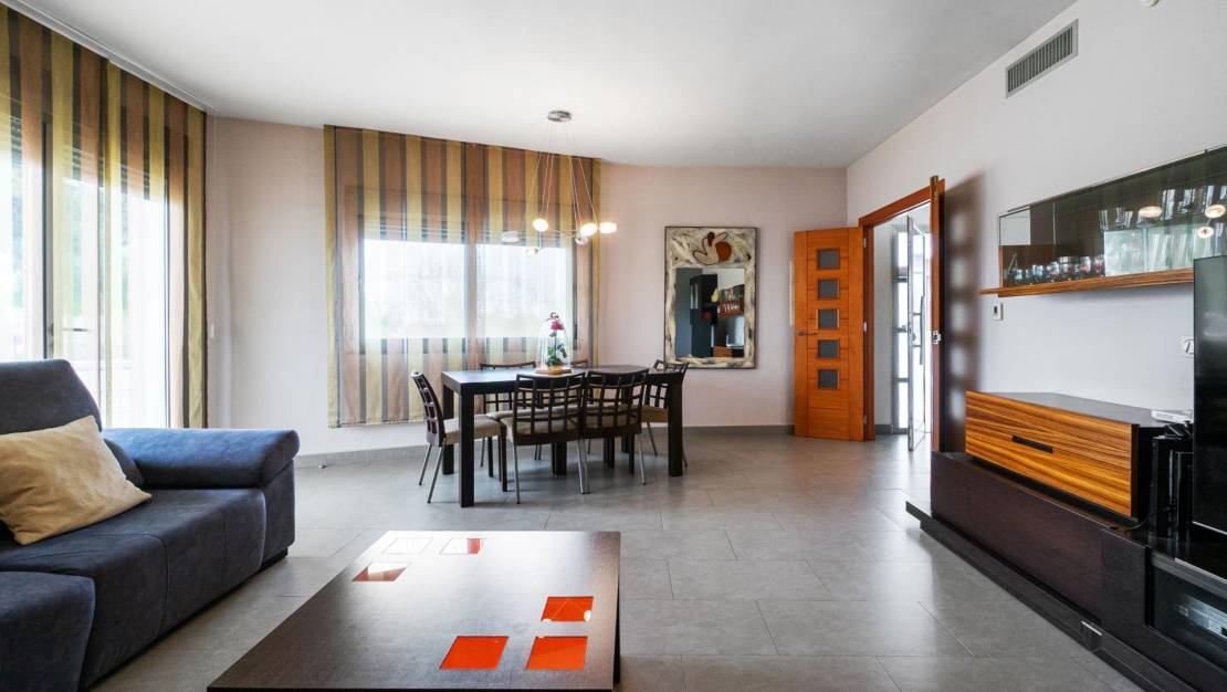 Venta - Chalet - Rojales