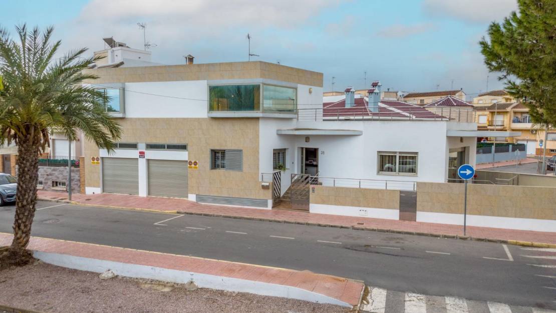 Venta - Chalet - Rojales