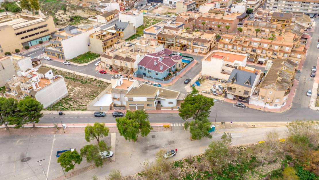 Venta - Chalet - Rojales