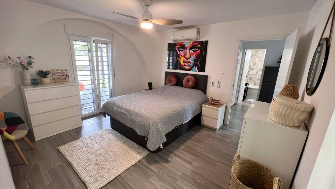 Venta - Chalet - San Fulgencio - La Marina