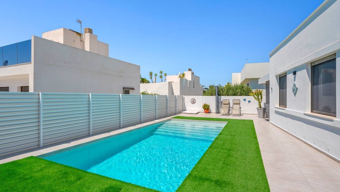 Venta - Chalet - San Fulgencio - La Marina