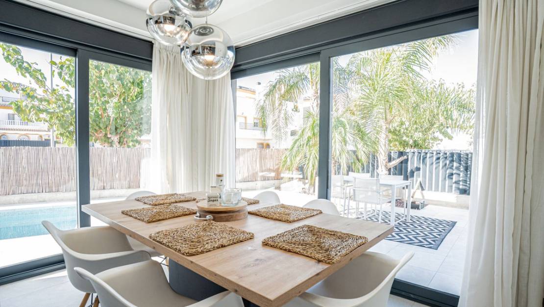 Venta - Chalet - San Fulgencio - San Fulgencio Centro