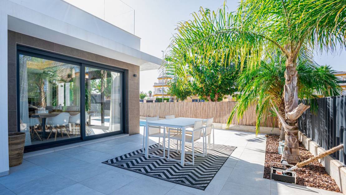 Venta - Chalet - San Fulgencio - San Fulgencio Centro