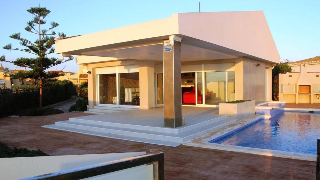 Venta - Chalet - San Javier - La Manga Del Mar Menor