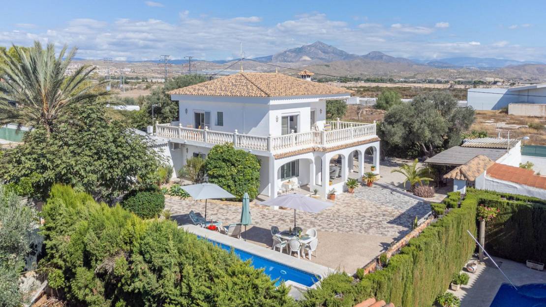 Venta - Chalet - San Juan de Alicante - San Juan de Alicante Centro
