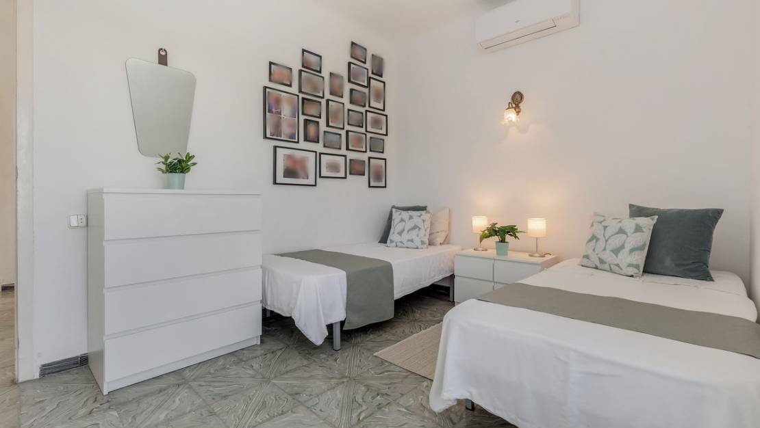 Venta - Chalet - San Juan de Alicante - San Juan de Alicante Centro