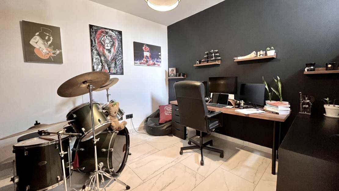 Venta - Chalet - San Miguel de Salinas - San Miguel de Salinas Centro