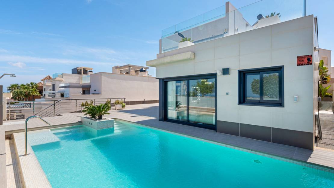 Venta - Chalet - San Miguel de Salinas - San Miguel de Salinas Centro