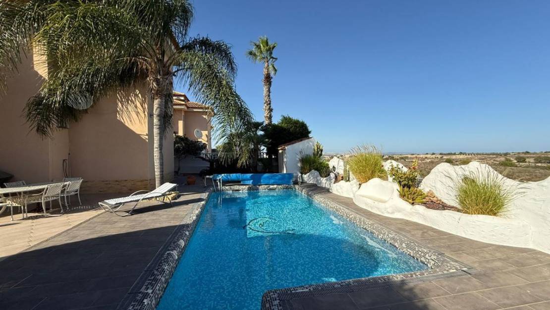 Venta - Chalet - San Miguel de Salinas - San Miguel de Salinas Centro