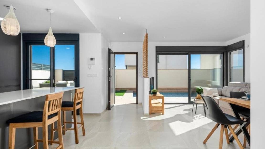 Venta - Chalet - San Miguel de Salinas - San Miguel de Salinas Centro