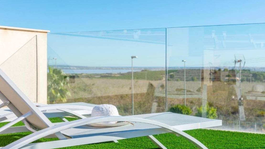 Venta - Chalet - San Miguel de Salinas - San Miguel de Salinas Centro