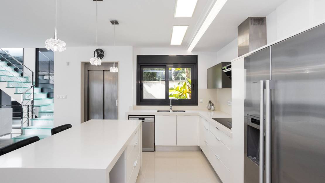 Venta - Chalet - San Miguel de Salinas - San Miguel de Salinas Centro