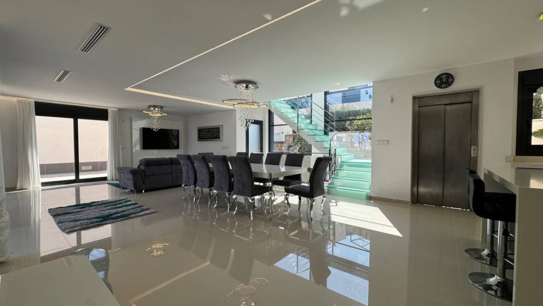 Venta - Chalet - San Miguel de Salinas - San Miguel de Salinas Centro