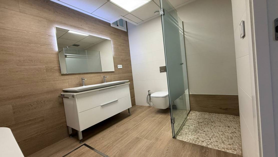 Venta - Chalet - San Miguel de Salinas - San Miguel de Salinas Centro