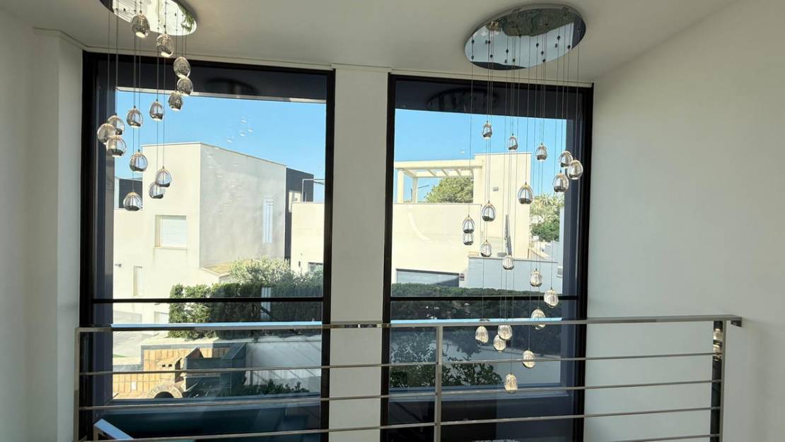 Venta - Chalet - San Miguel de Salinas - San Miguel de Salinas Centro