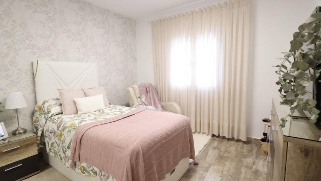 Venta - Chalet - San Miguel de Salinas - San Miguel de Salinas Centro