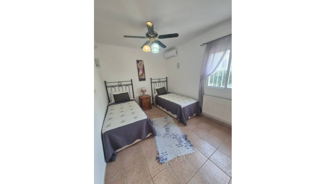 Venta - Chalet - San Miguel de Salinas - San Miguel de Salinas Centro