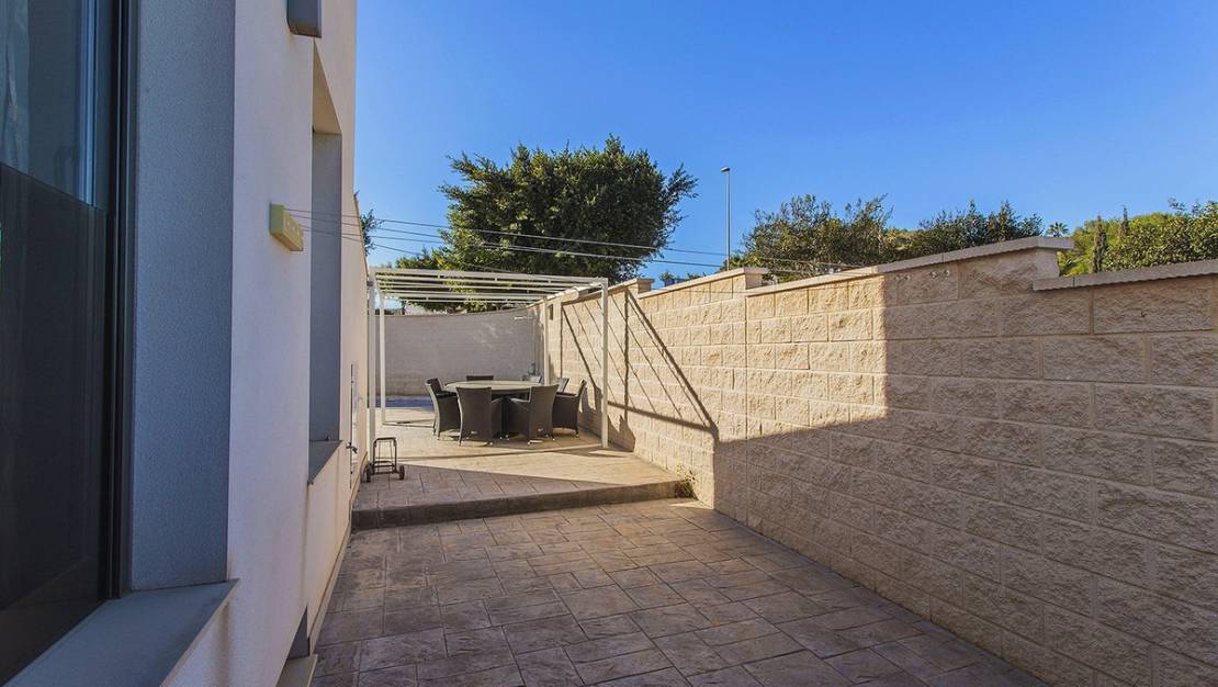 Venta - Chalet - San Miguel de Salinas - San Miguel de Salinas Centro