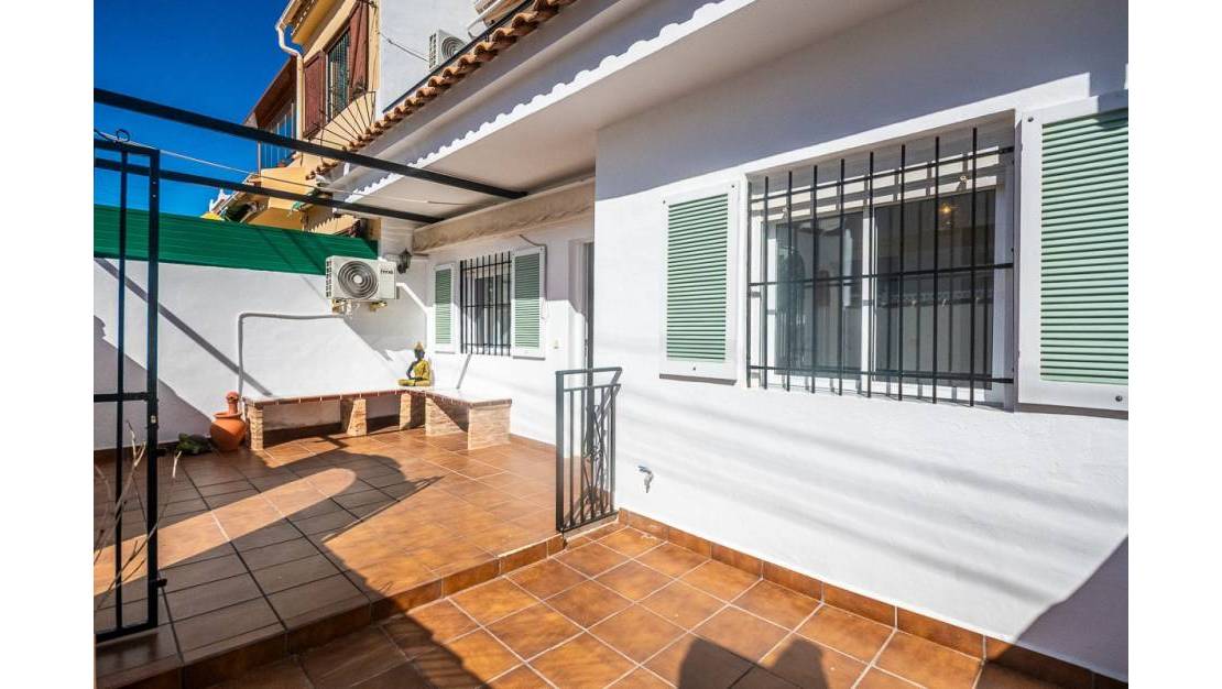 Venta - Chalet - San Miguel de Salinas - San Miguel de Salinas Centro